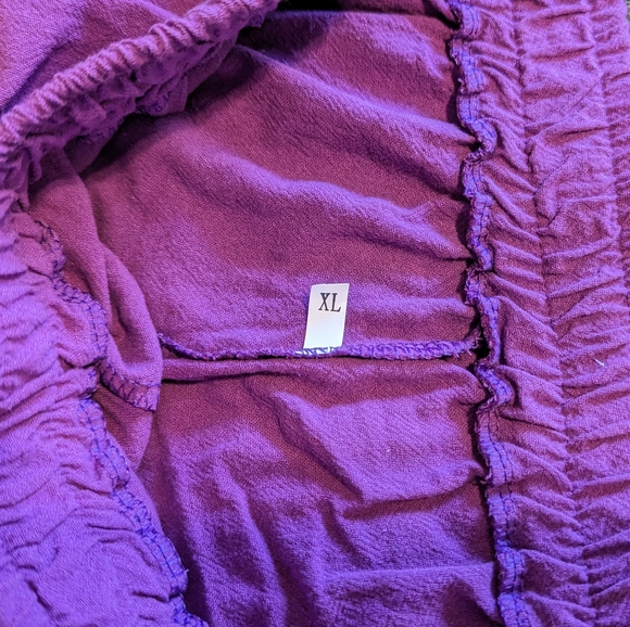 Women's purple Bermuda shorts - Picture 2 of 2